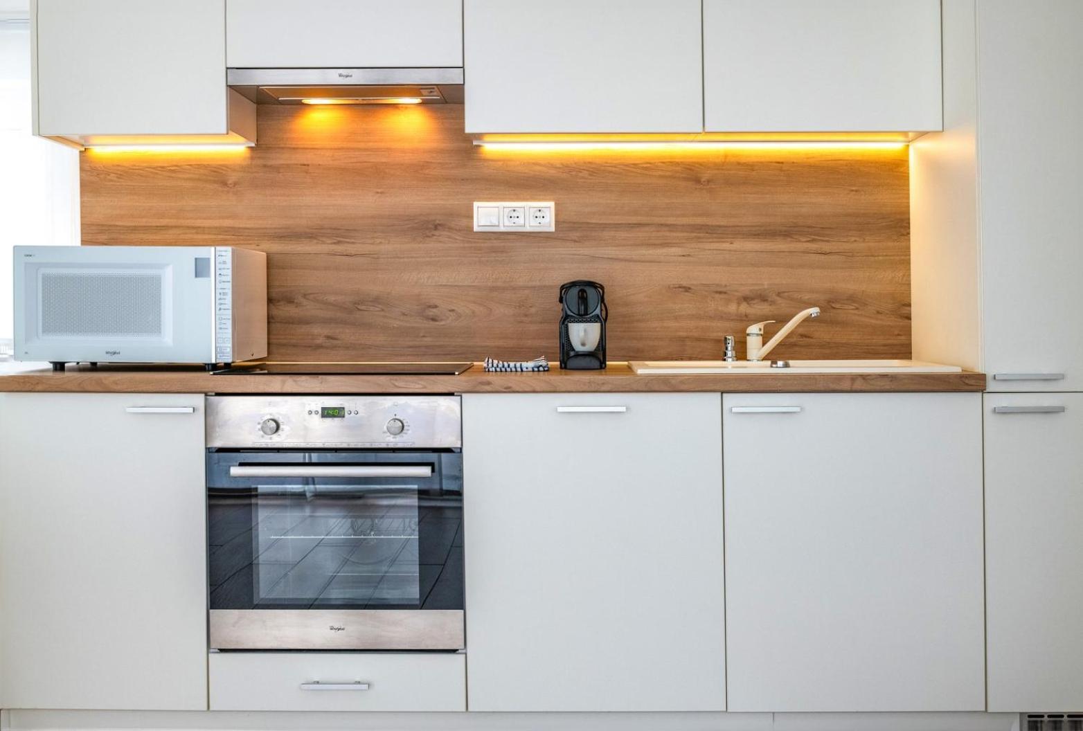 Anchor Apartman By Hellobalatonlelle Exteriör bild