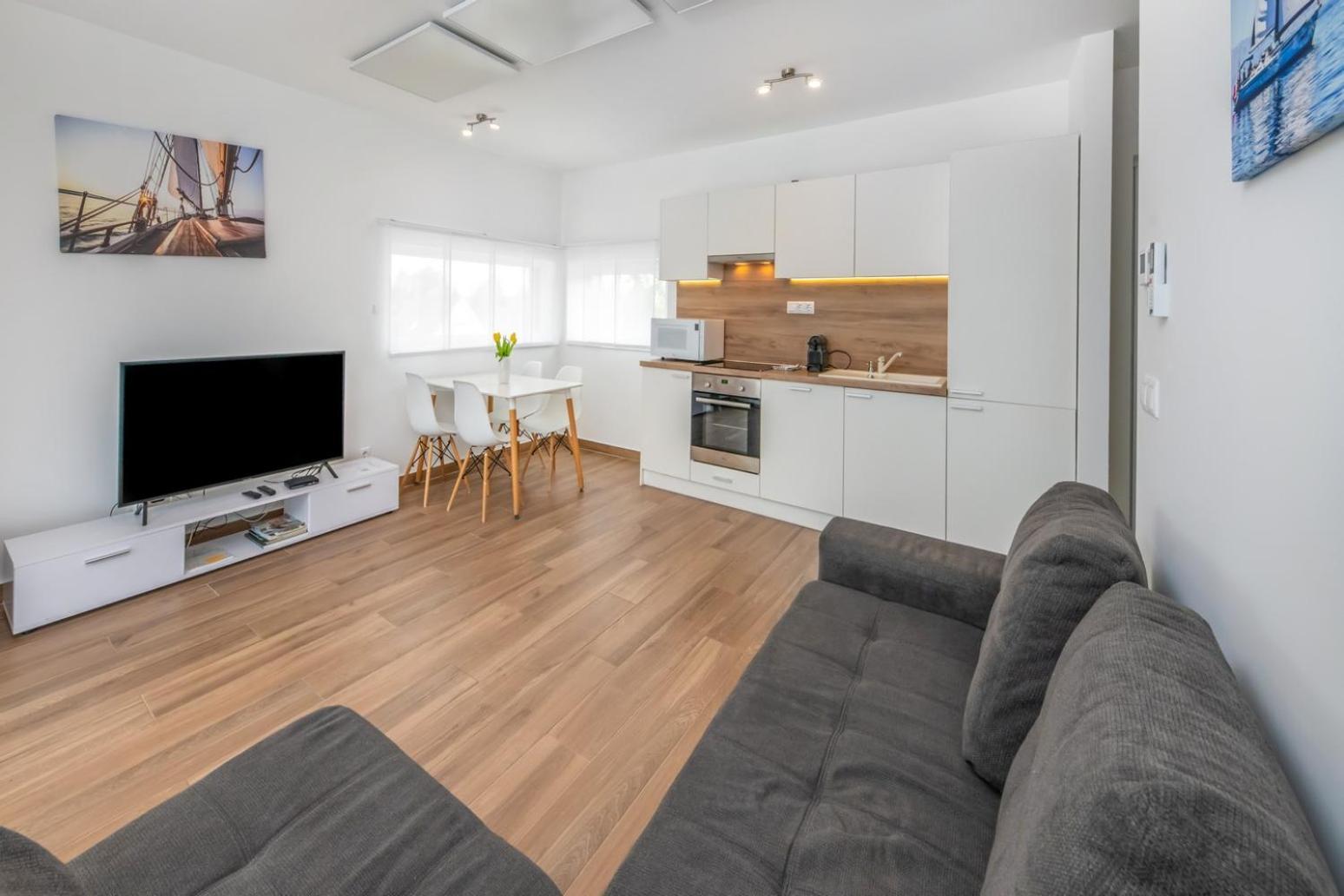 Anchor Apartman By Hellobalatonlelle Exteriör bild