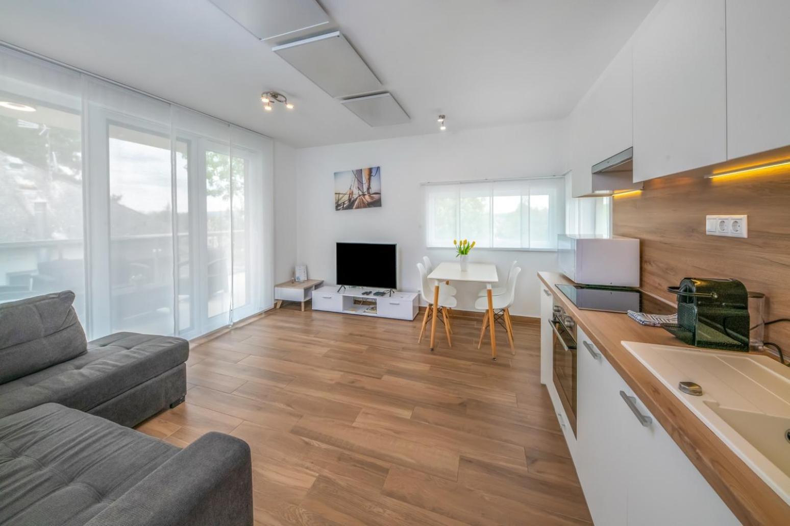 Anchor Apartman By Hellobalatonlelle Exteriör bild